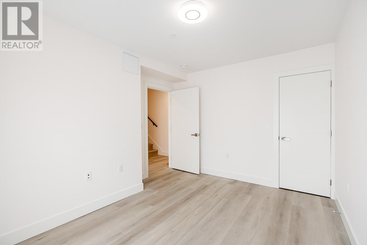 1 1936 E 36th Avenue, Vancouver, British Columbia  V5P 1C8 - Photo 11 - R2970848