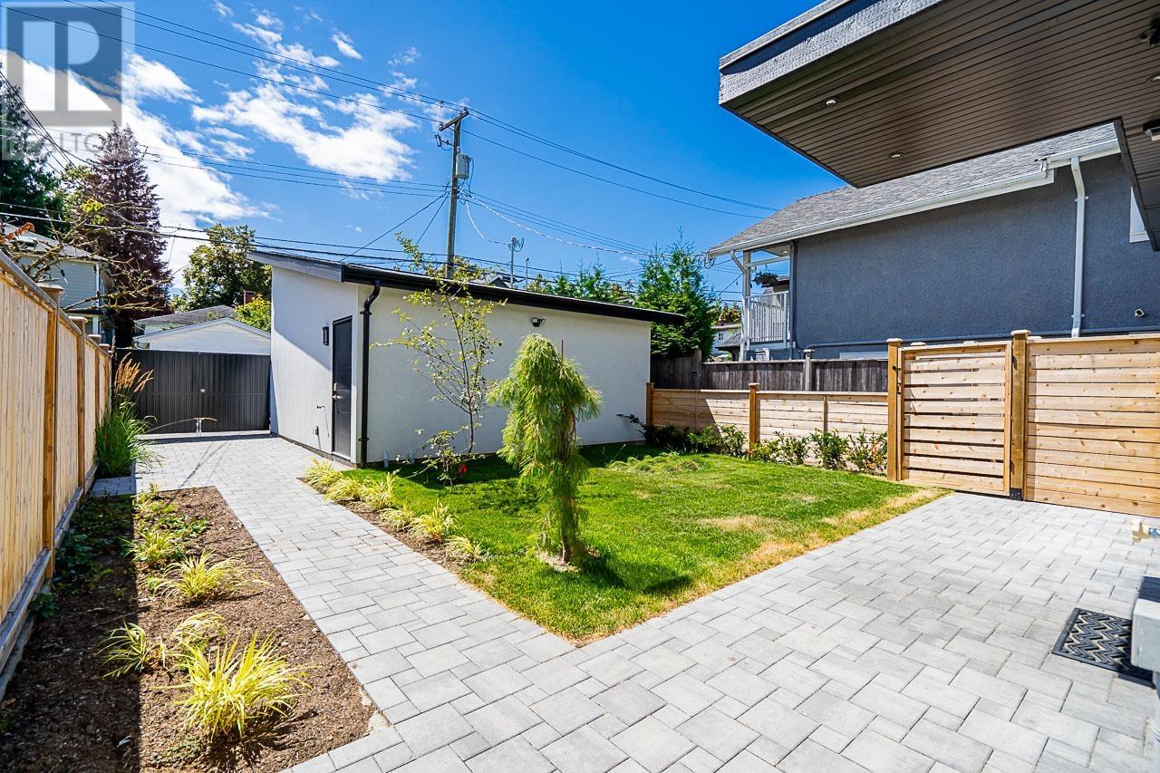 Property at 1 1936 E 36TH AVENUE image 3