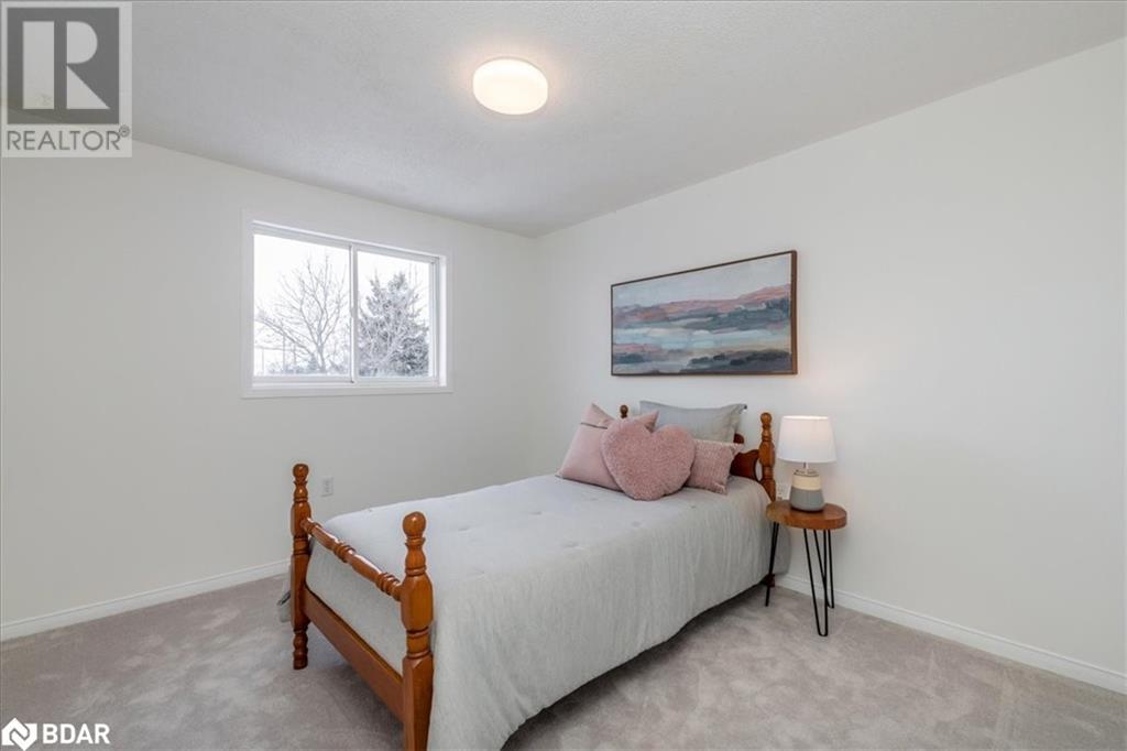 6 Caribou Court, Barrie, Ontario  L4N 8N3 - Photo 18 - 40701802