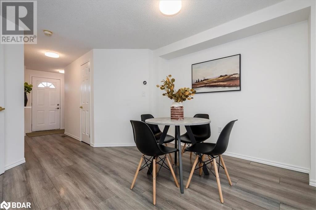 6 Caribou Court, Barrie, Ontario  L4N 8N3 - Photo 6 - 40701802