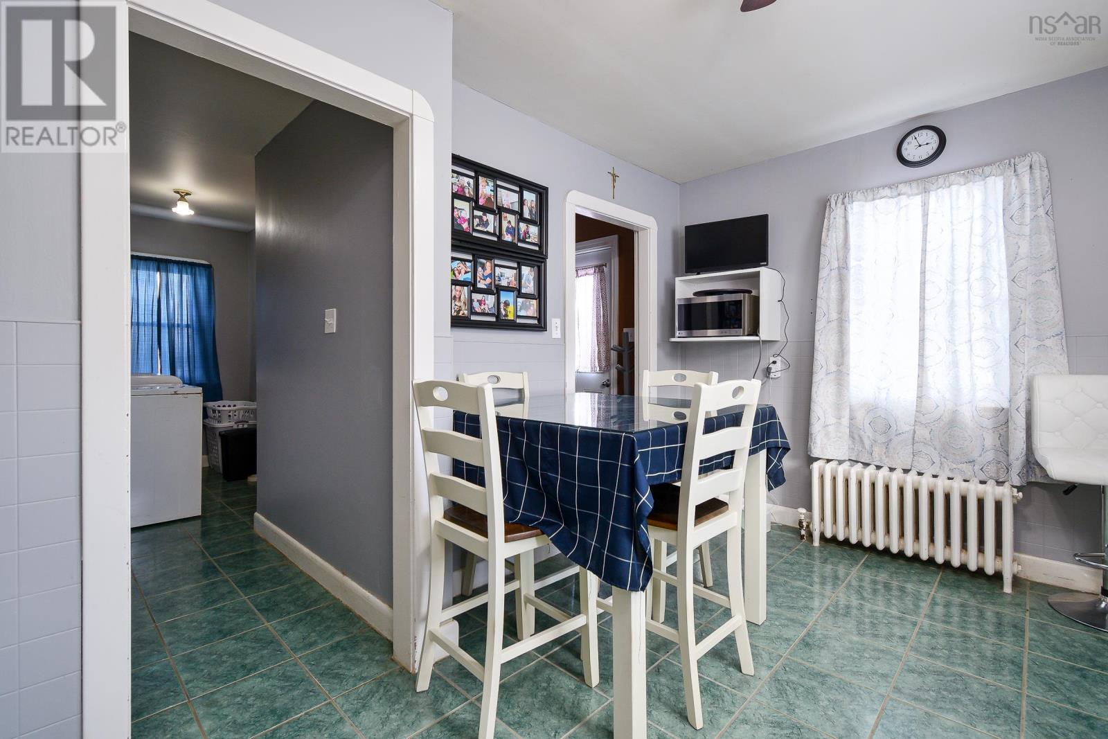 2073 Highway 327 Highway, Dutch Brook, Nova Scotia  B1L 1E9 - Photo 13 - 202503646