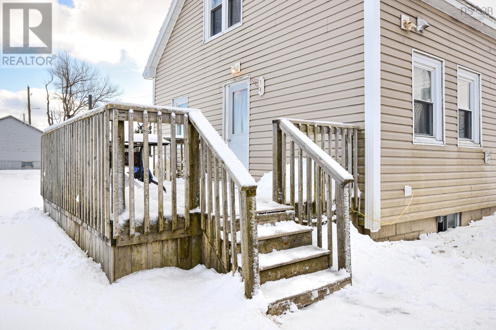 2073 Highway 327 Highway, Dutch Brook, Nova Scotia  B1L 1E9 - Photo 5 - 202503646