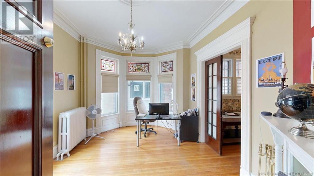Property at 117 Carleton Street image 4