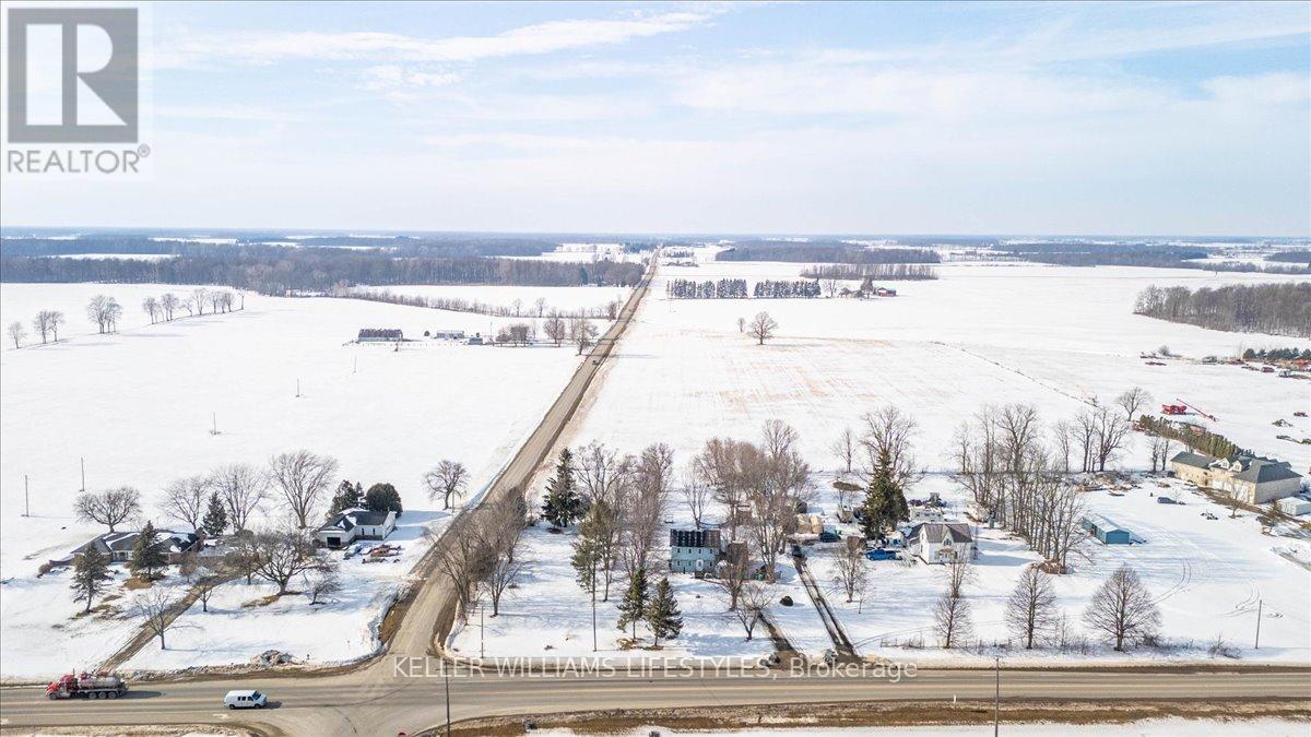 2752 Longwoods Road, Southwest Middlesex, Ontario  N0L 1M0 - Photo 24 - X11990684
