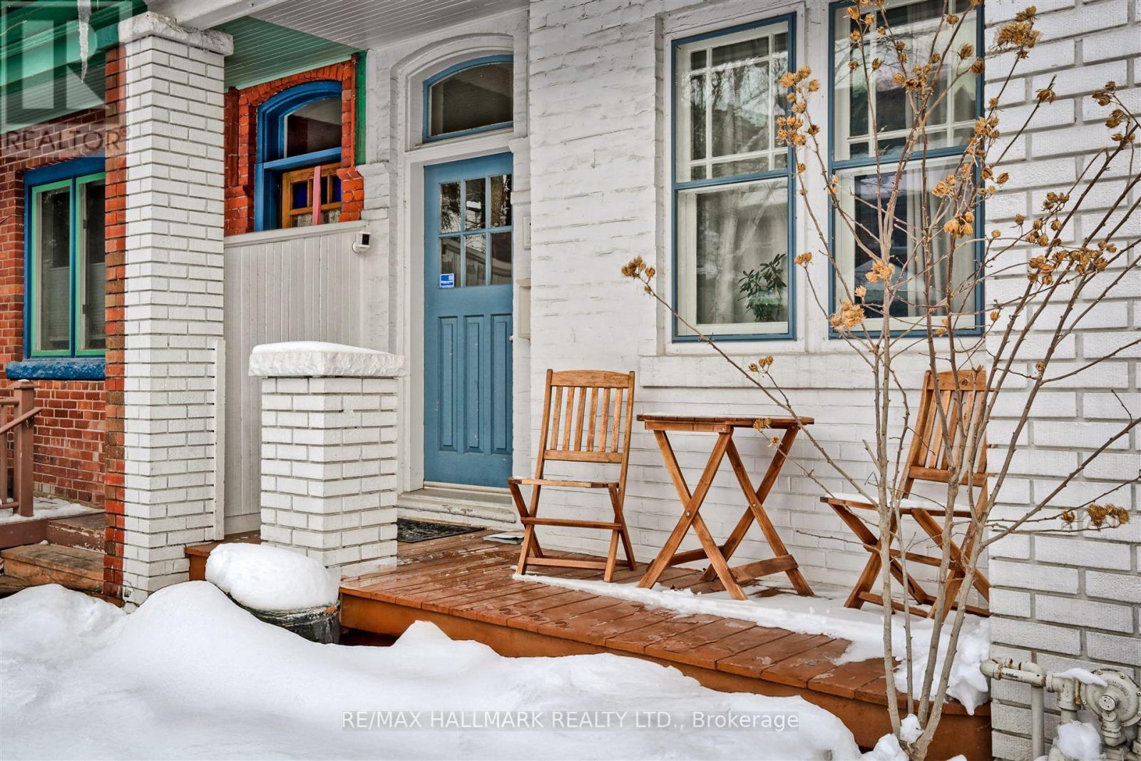 Property at 155 MAJOR STREET image 2
