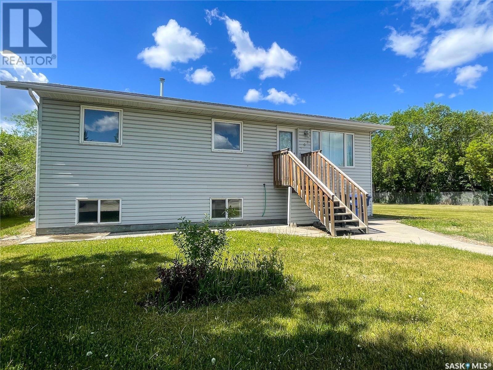 509 3rd STREET E, meadow lake, Saskatchewan