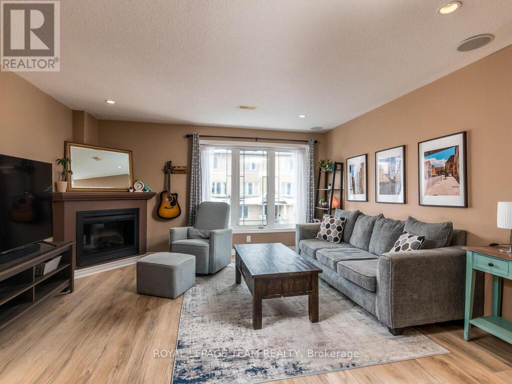 272 Paseo, Ottawa, Ontario  K2G 4N7 - Photo 4 - X11990889