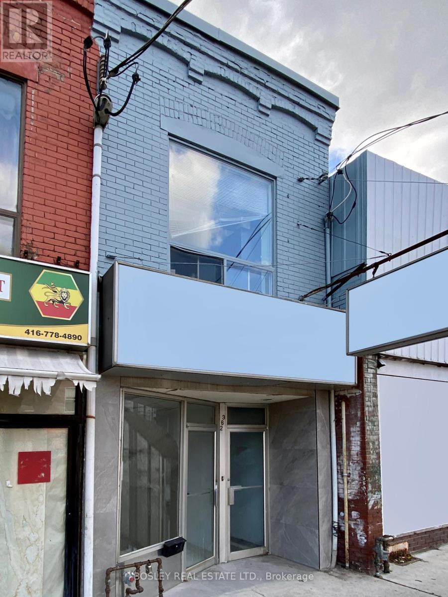 362 Broadview Avenue, Toronto, Ontario  M4M 2G9 - Photo 2 - E11990810