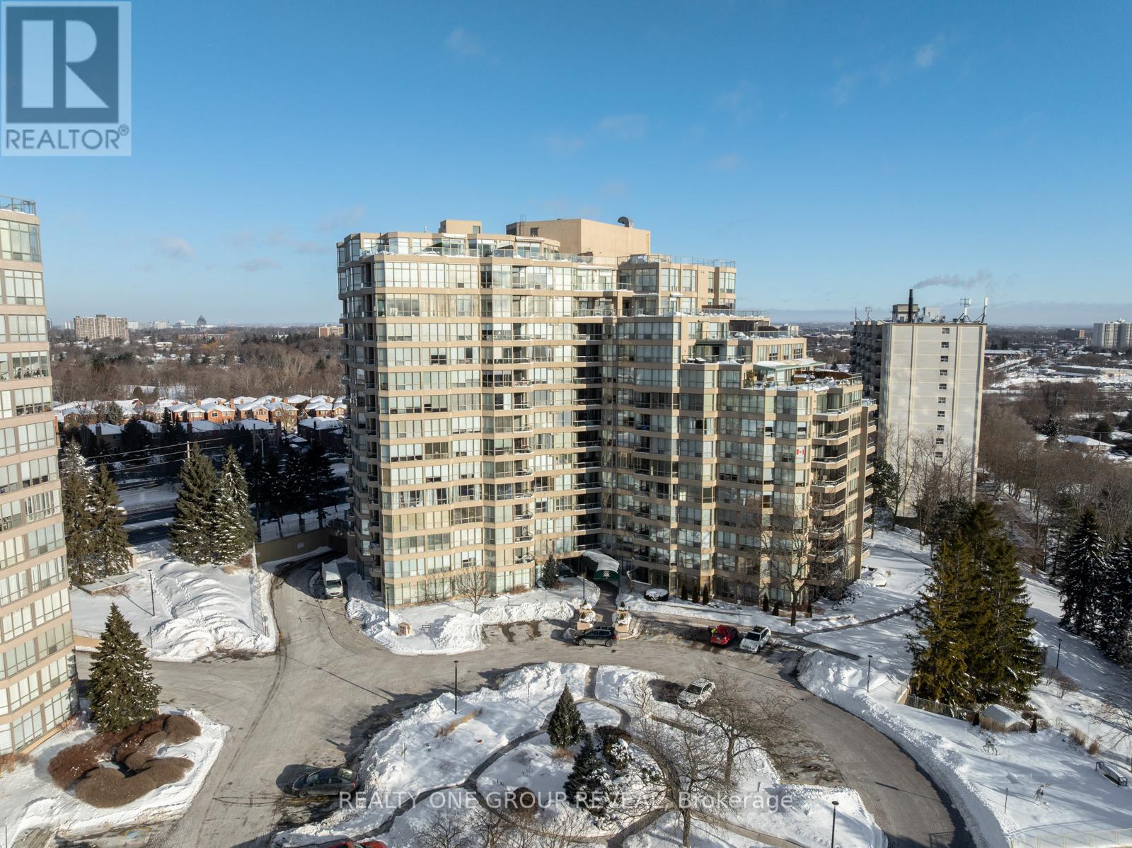 Property at 910 - 20 GUILDWOOD PARKWAY image 1