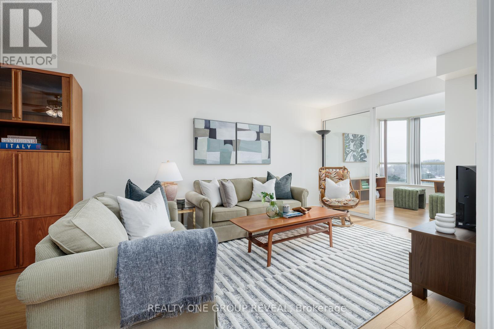 Property at 910 - 20 GUILDWOOD PARKWAY image 5
