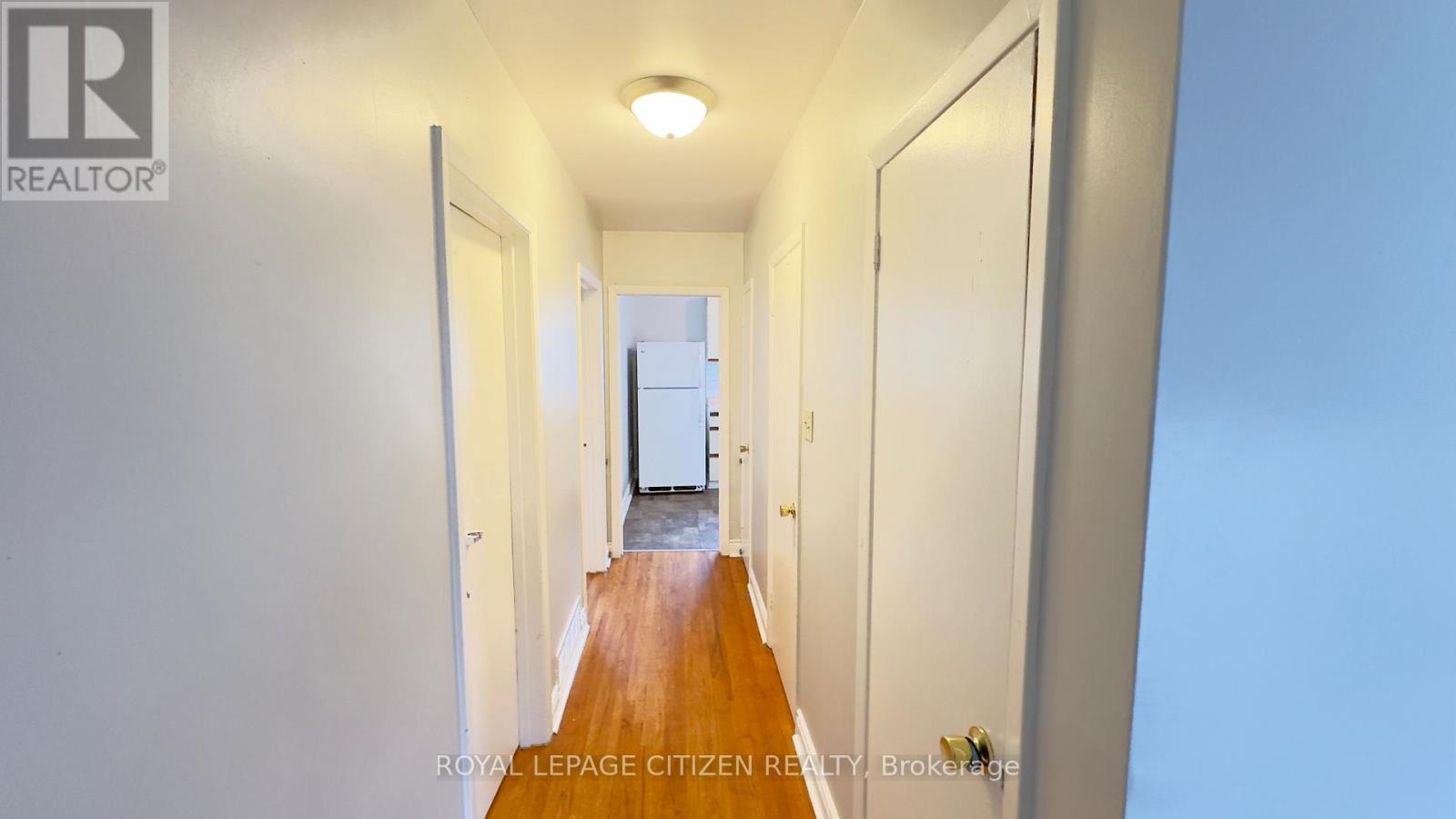 Upper - 199 Habitant Drive, Toronto, Ontario  M9M 2P4 - Photo 6 - W11990867