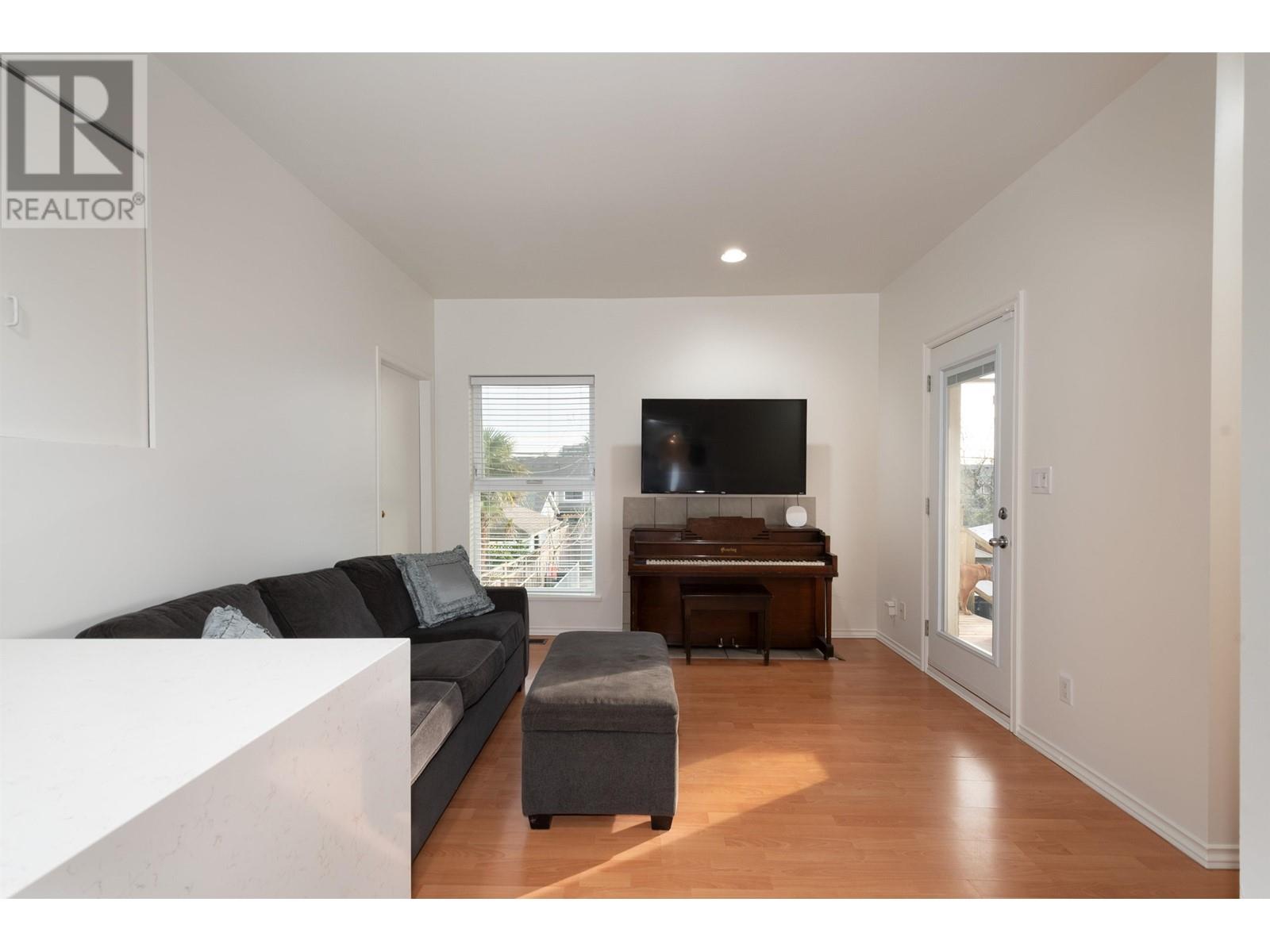 241-243 E 19th Street, North Vancouver, British Columbia  V7L 2Z1 - Photo 14 - R2969795
