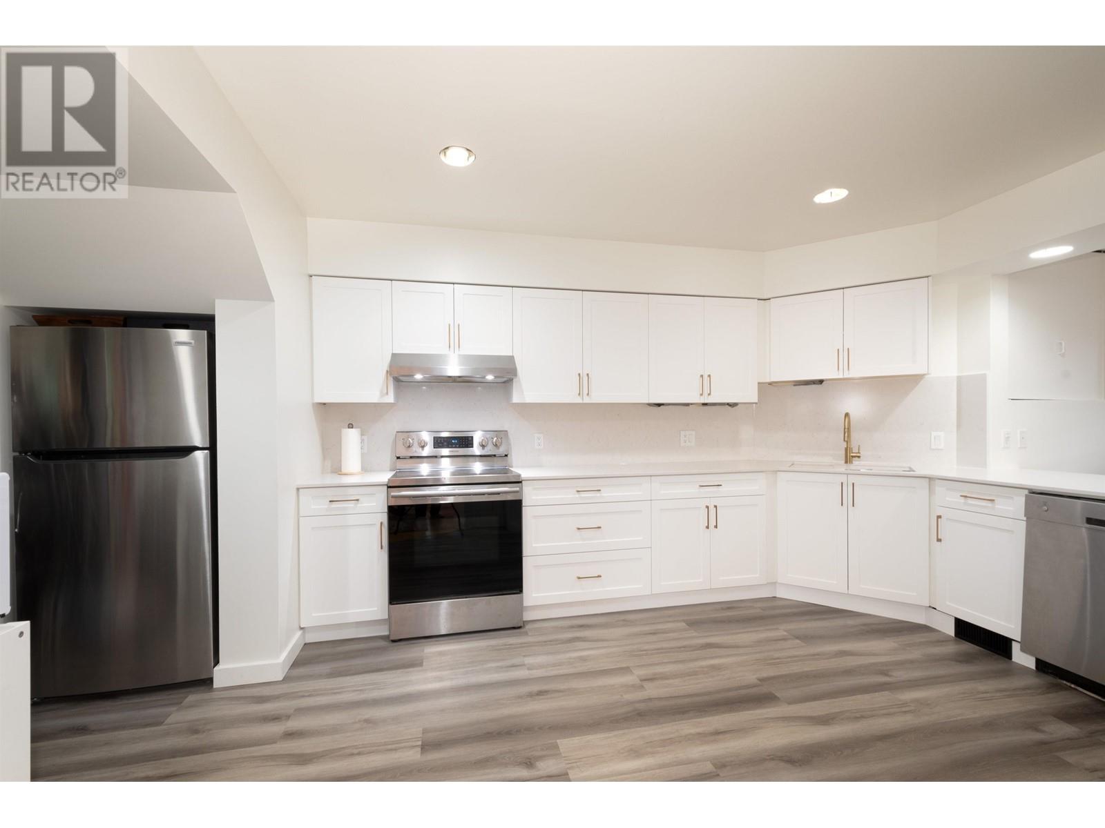 241-243 E 19th Street, North Vancouver, British Columbia  V7L 2Z1 - Photo 12 - R2969795