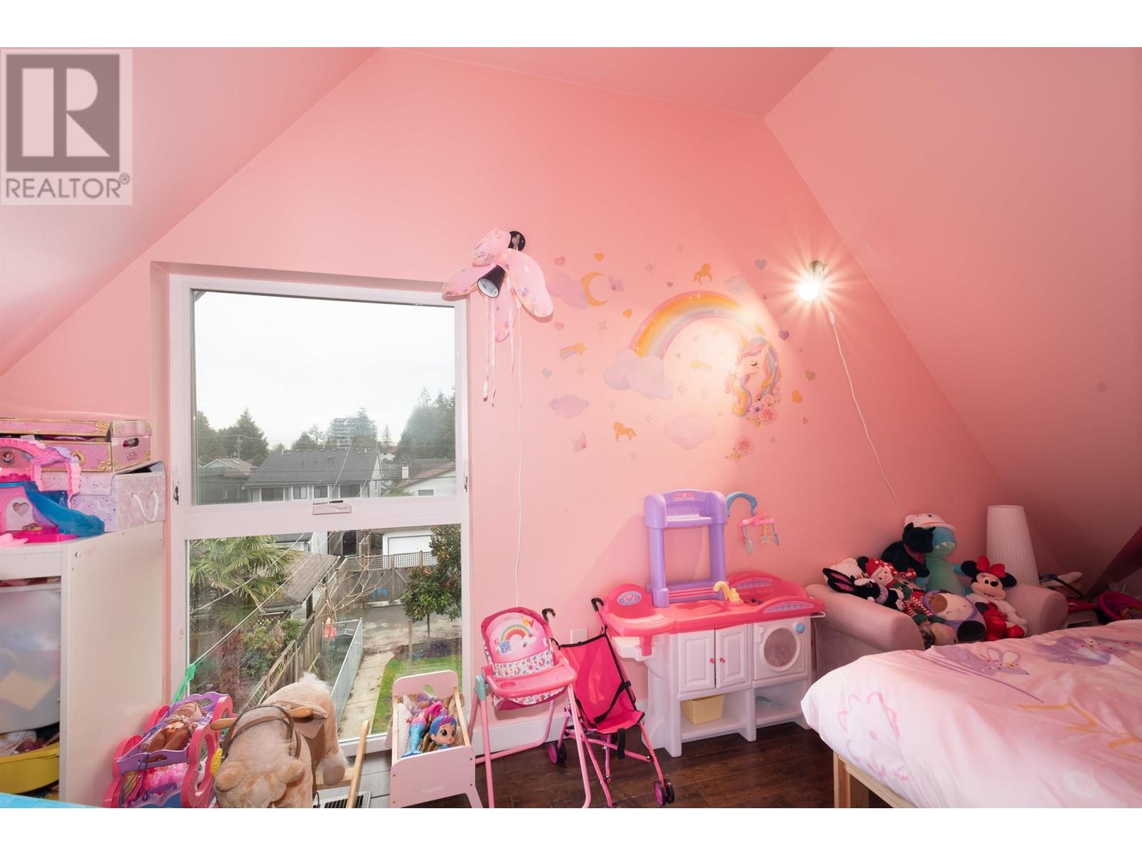 241-243 E 19th Street, North Vancouver, British Columbia  V7L 2Z1 - Photo 27 - R2969795