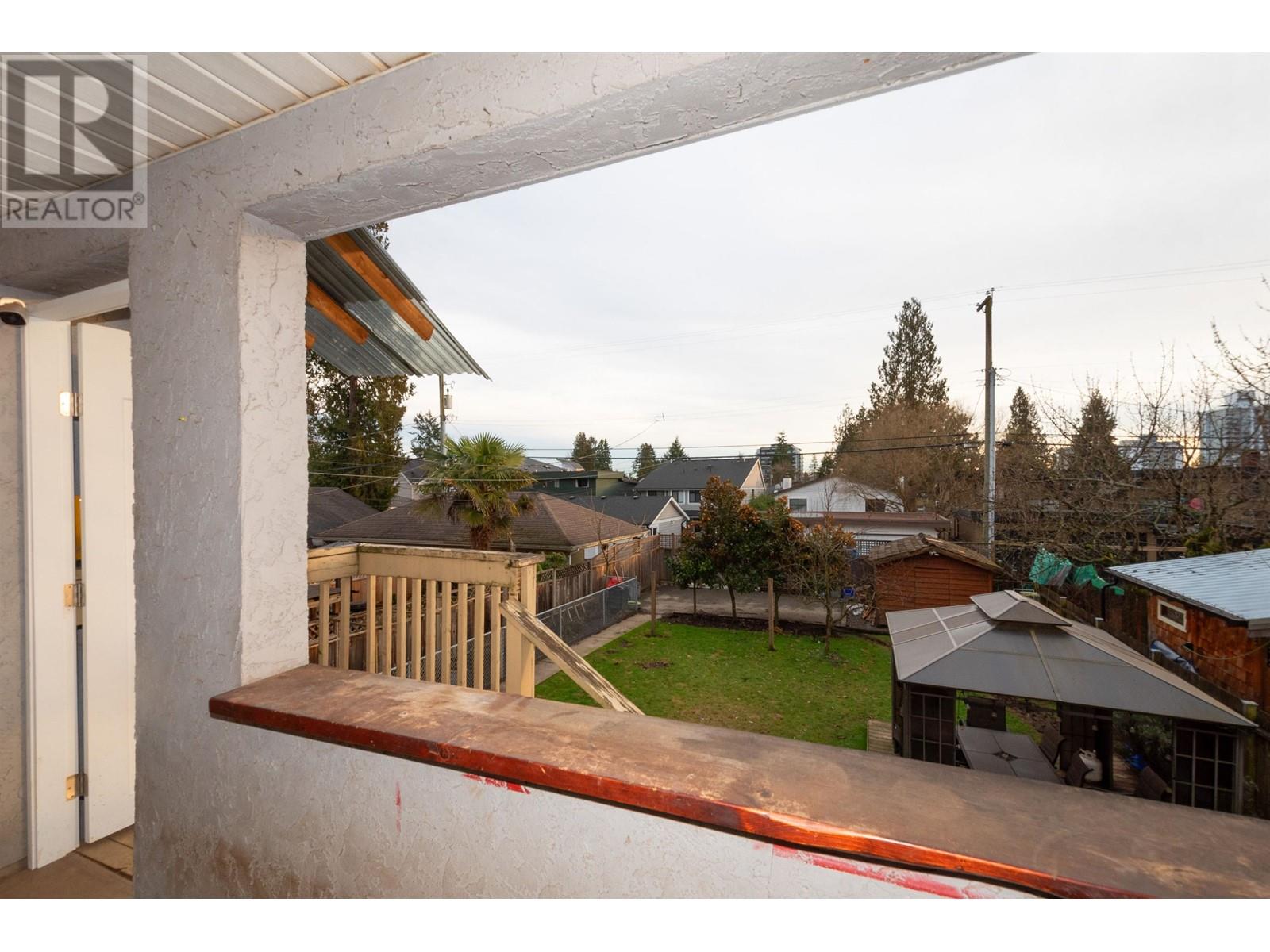 241-243 E 19th Street, North Vancouver, British Columbia  V7L 2Z1 - Photo 37 - R2969795