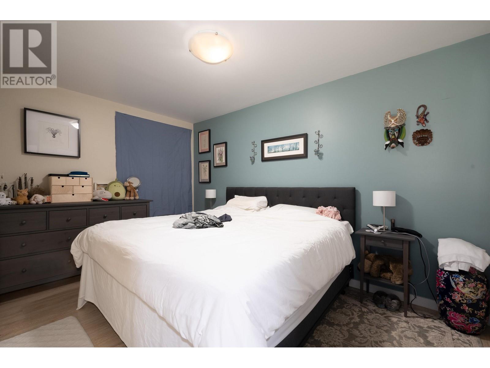 241-243 E 19th Street, North Vancouver, British Columbia  V7L 2Z1 - Photo 33 - R2969795