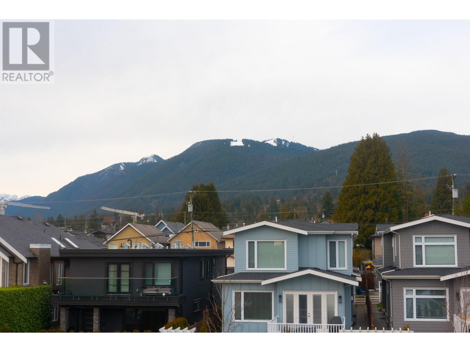 241-243 E 19th Street, North Vancouver, British Columbia  V7L 2Z1 - Photo 22 - R2969795
