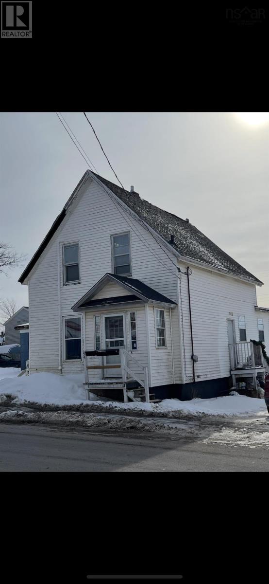 54 Laplanche Street, Amherst, Nova Scotia  B4H 3G8 - Photo 2 - 202503676