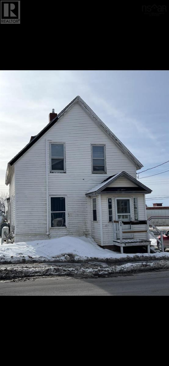 54 Laplanche Street, Amherst, Nova Scotia  B4H 3G8 - Photo 4 - 202503676