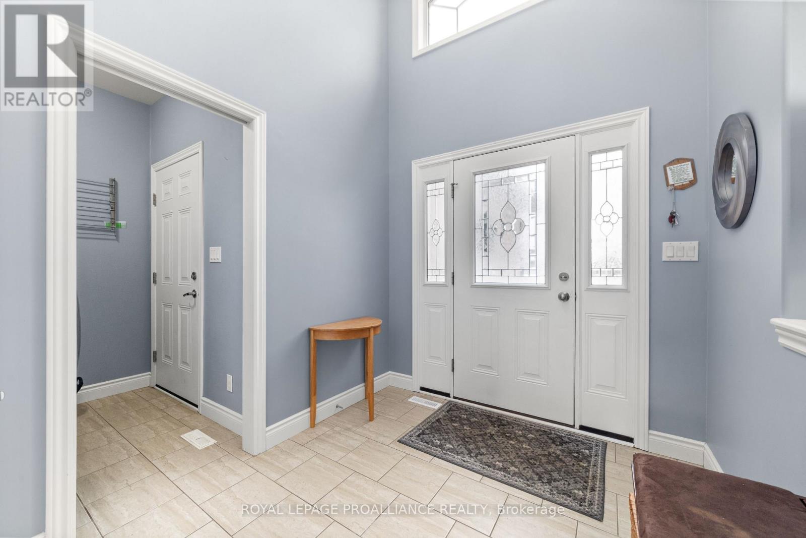Property at 24 HAMPTON RIDGE DRIVE image 4