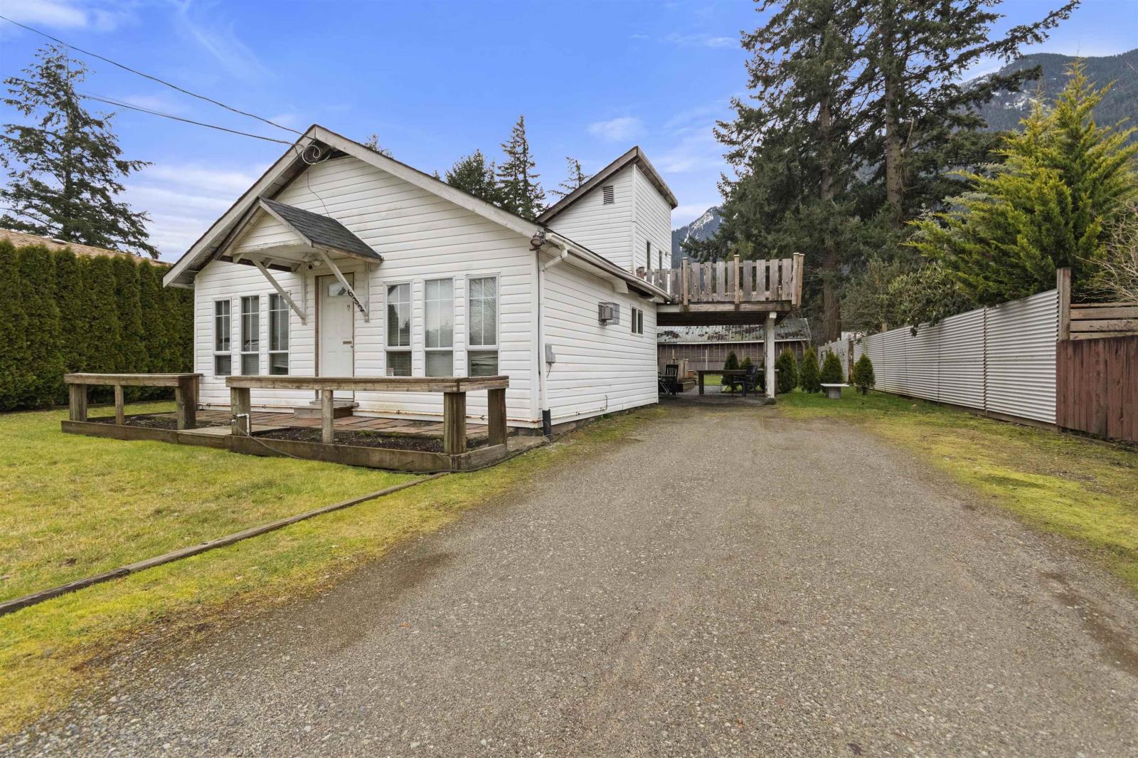 632 COMMISSION STREET|Hope, Hope, British Columbia