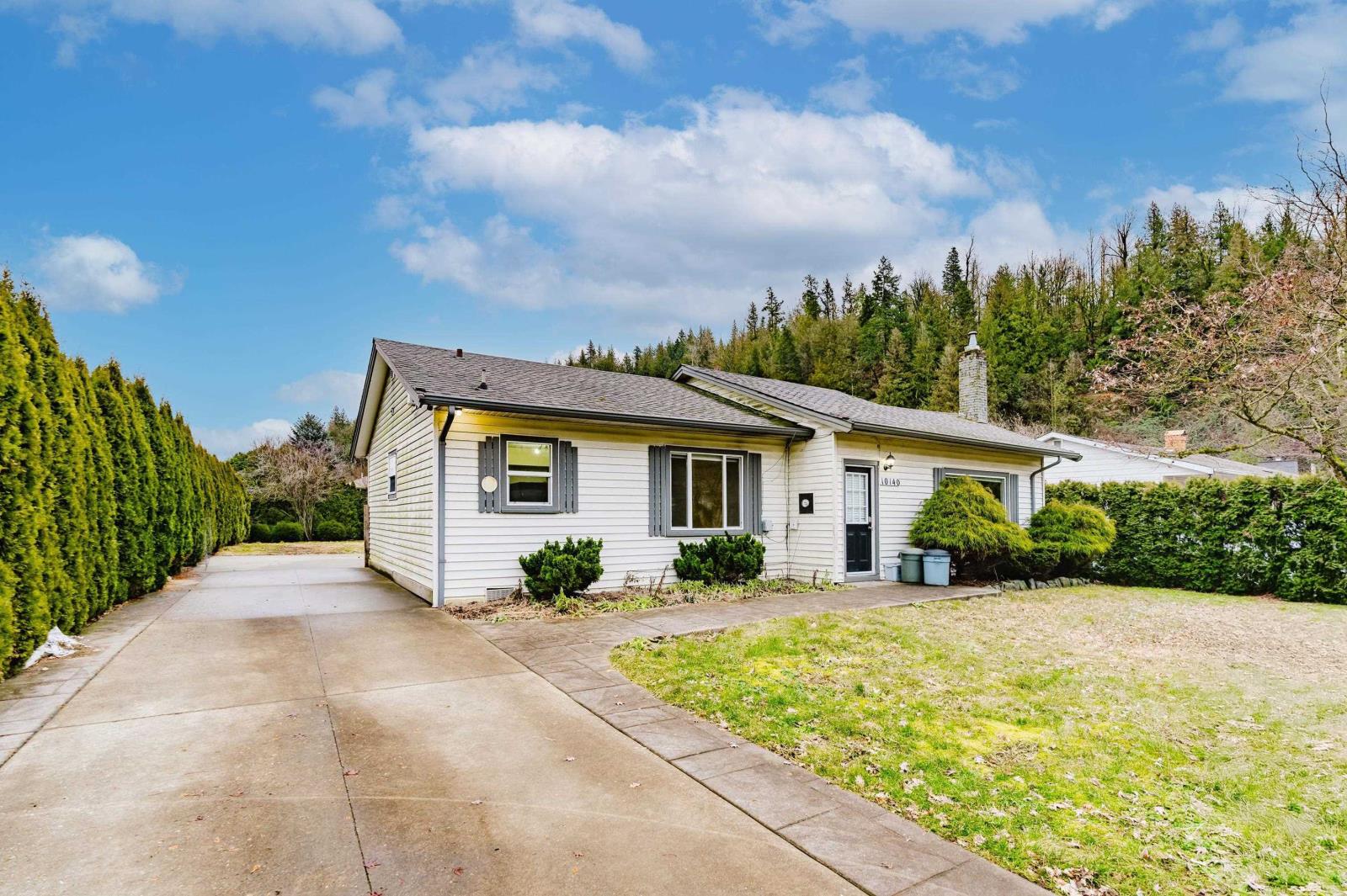 Property at 10140 WOODS ROAD image 4