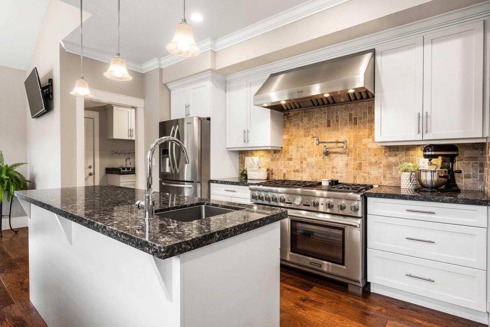 6920 Sumas Prairie Road, Greendale, Chilliwack, British Columbia  V2R 4K1 - Photo 3 - R2970480