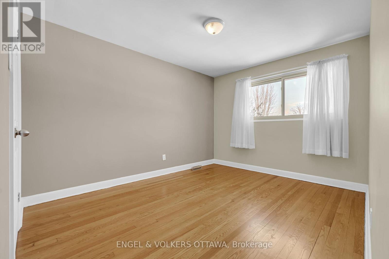 710 Sherbourne Road, Ottawa, Ontario  K2A 3H5 - Photo 15 - X11990967