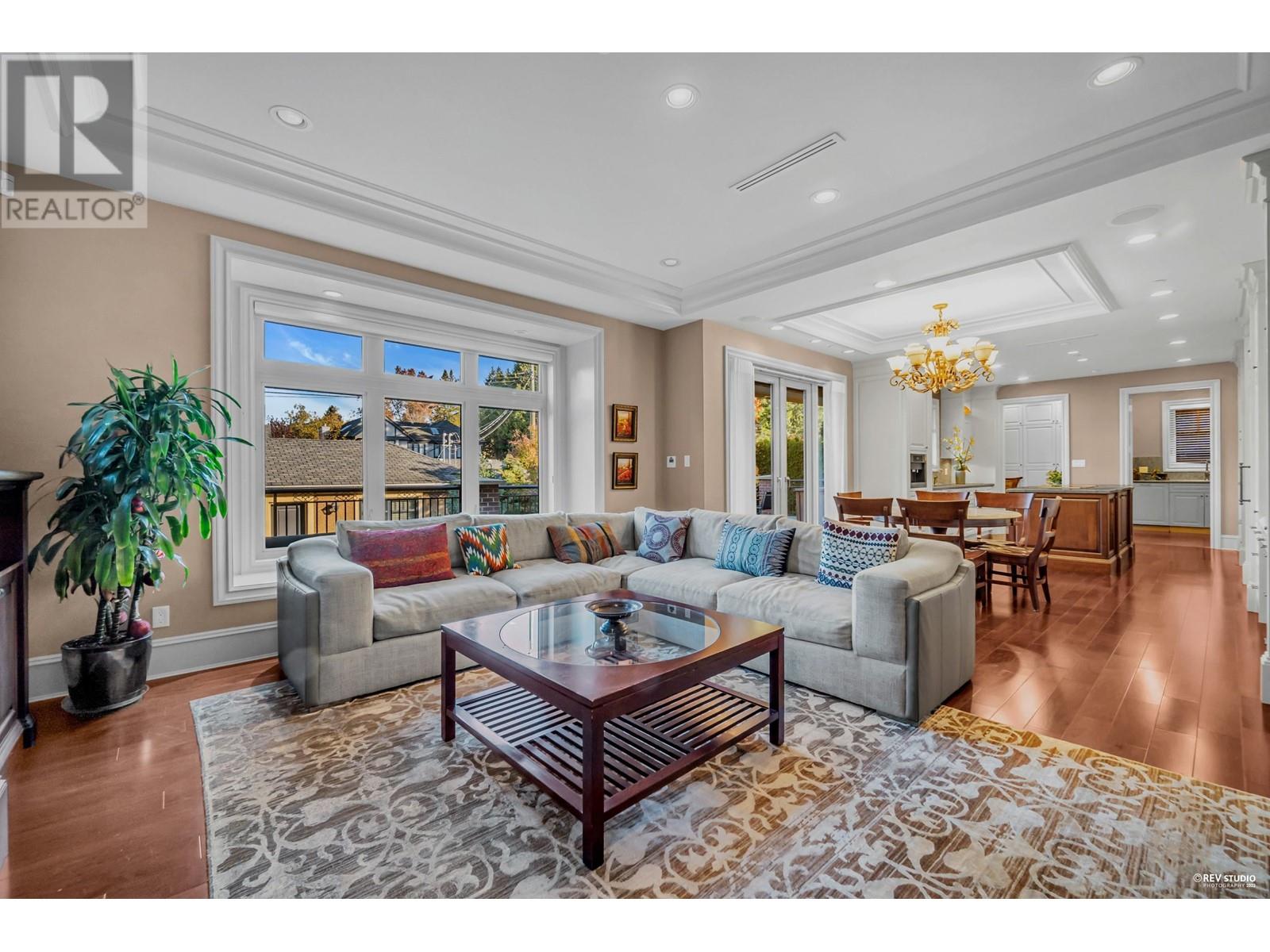 Listing Picture 8 of 35 : 1257 W 32 AVENUE, Vancouver / 溫哥華 - 魯藝地產 Yvonne Lu Group - MLS Medallion Club Member