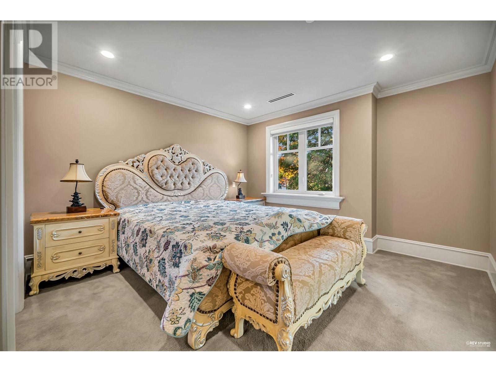 Listing Picture 21 of 35 : 1257 W 32 AVENUE, Vancouver / 溫哥華 - 魯藝地產 Yvonne Lu Group - MLS Medallion Club Member