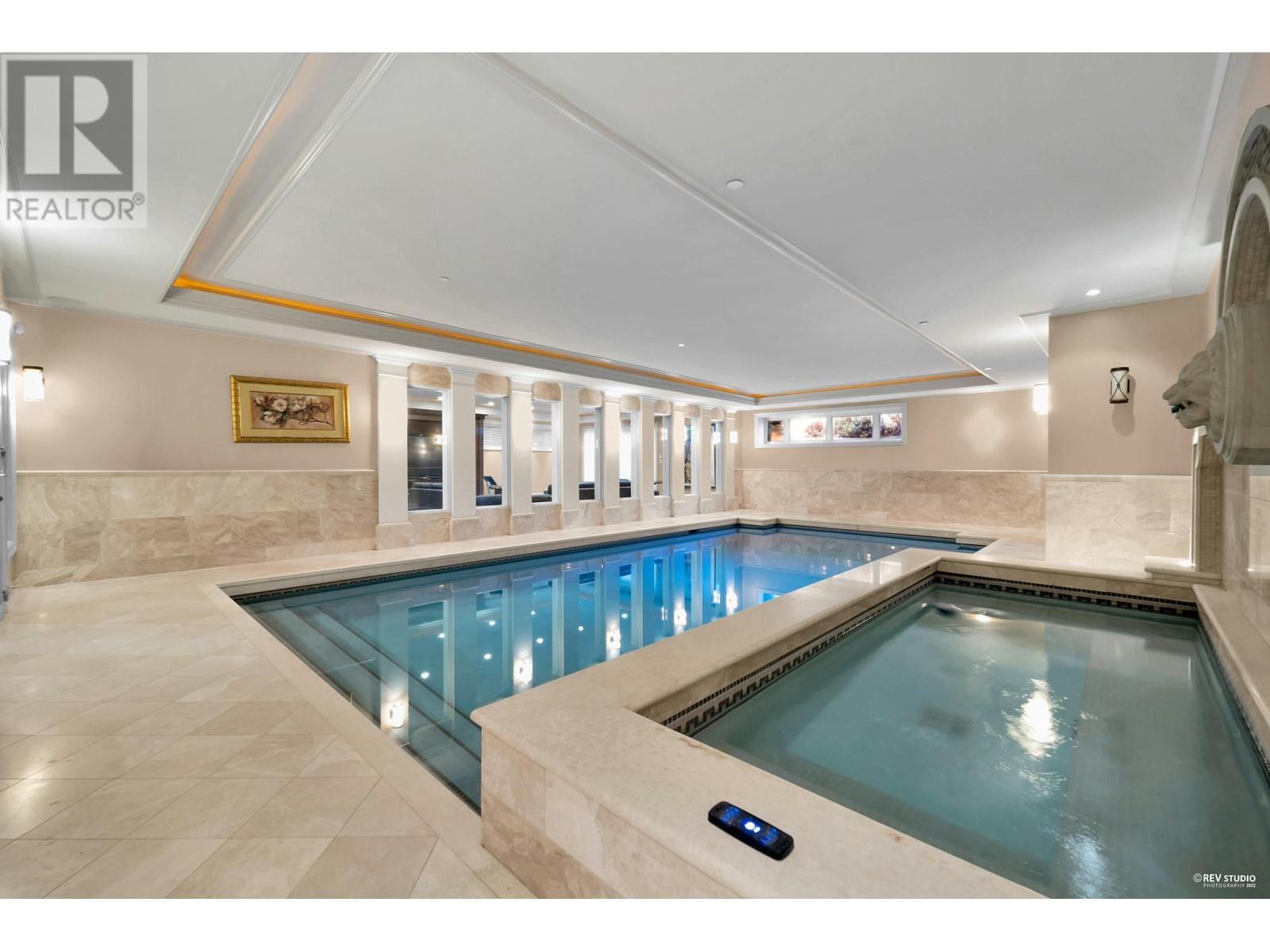 Listing Picture 26 of 35 : 1257 W 32 AVENUE, Vancouver / 溫哥華 - 魯藝地產 Yvonne Lu Group - MLS Medallion Club Member