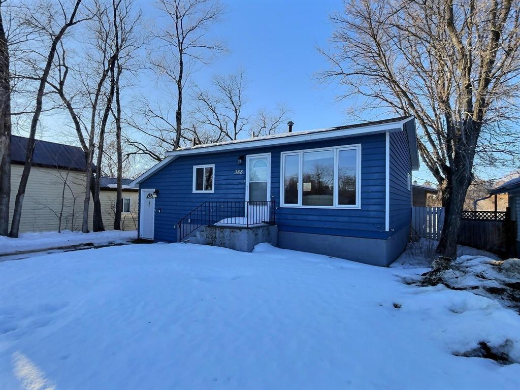 388 Nelson Street W, Virden, Manitoba