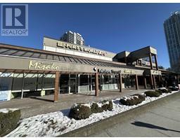 200 4361 KINGSWAY, Burnaby, British Columbia
