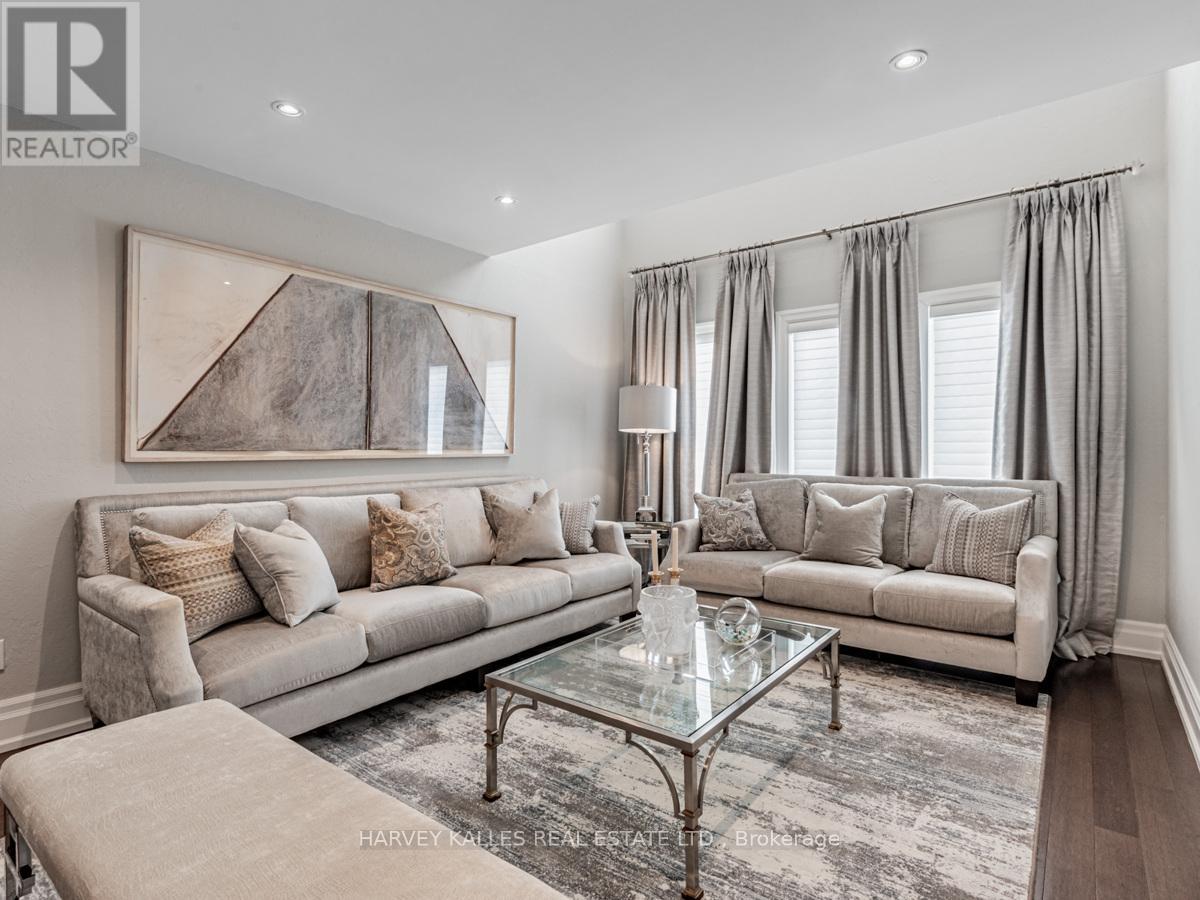 Property at 24 EDMUND SEAGER DRIVE image 4