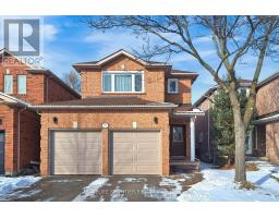 271 AUSTINPAUL DRIVE, Newmarket, Ontario