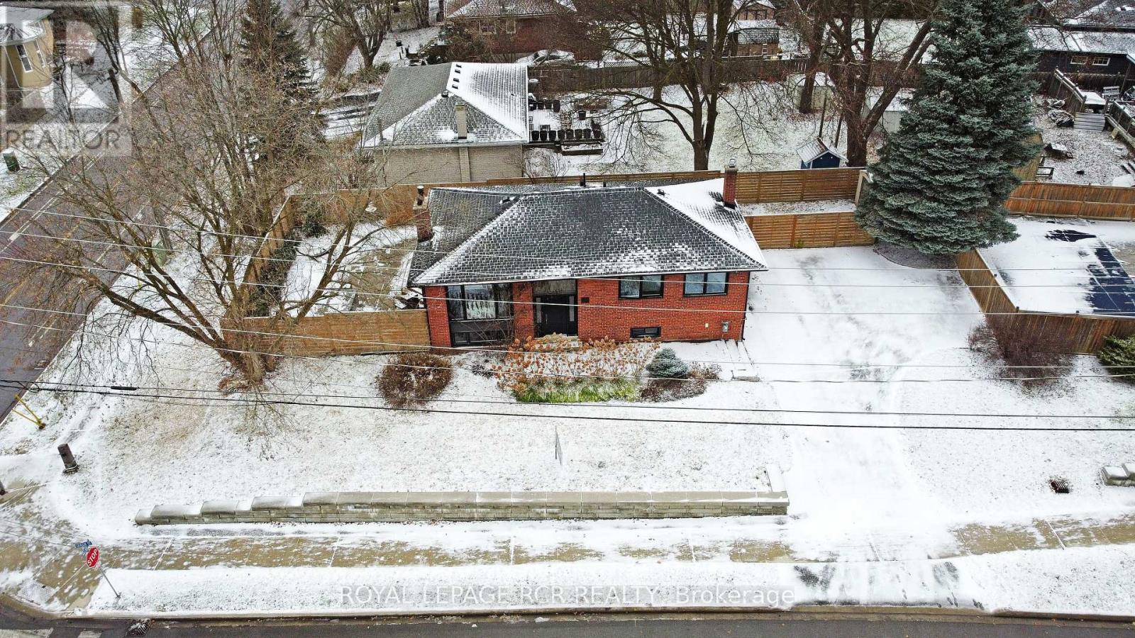 93 Queen Street, Newmarket (Central Newmarket), Ontario  L3Y 2E7 - Photo 36 - N11991085