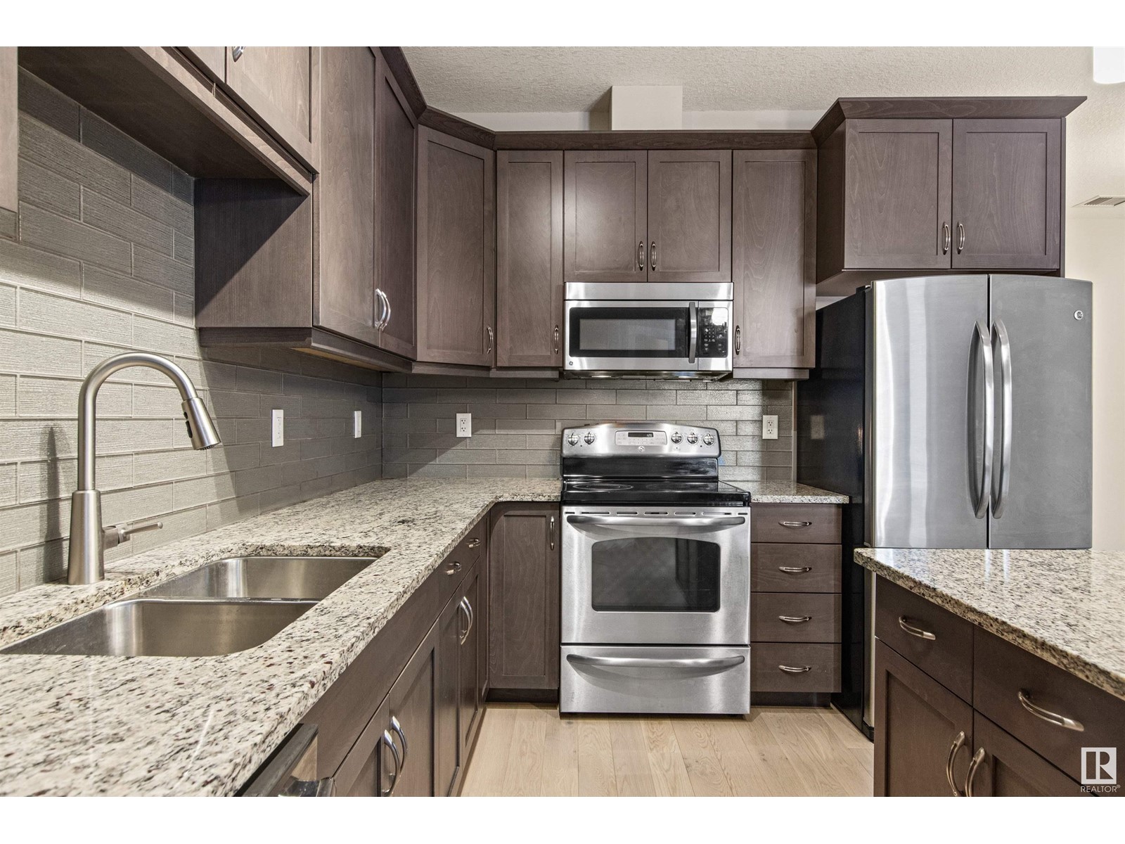 Property at #149 6079 MAYNARD WY NW image 3