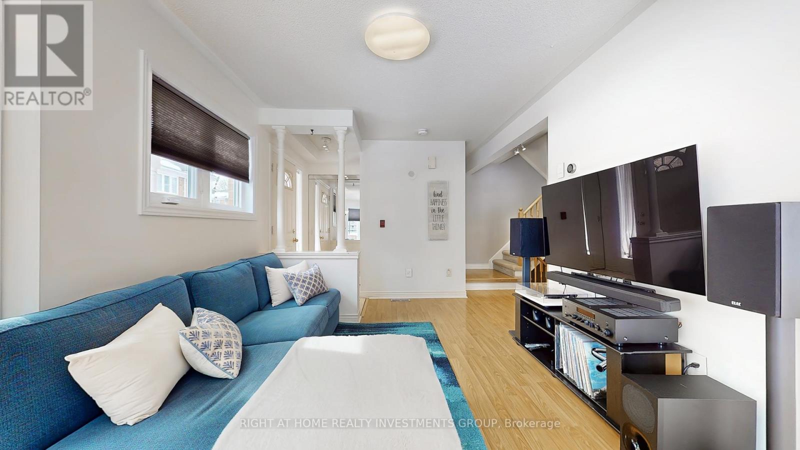 Property at 157 - 18 CLARK AVENUE W image 4