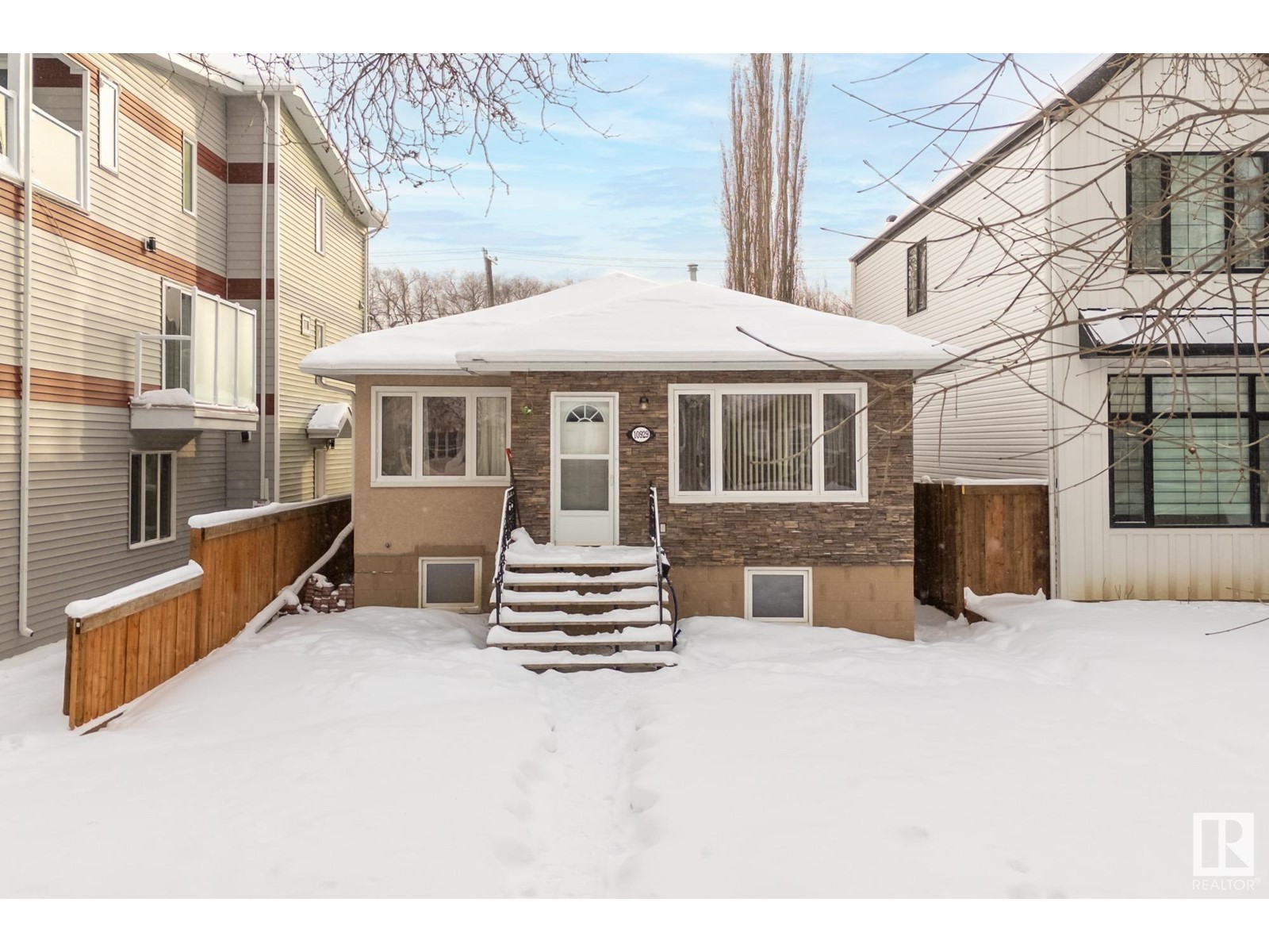 Property at 10929 80 AV NW image 1
