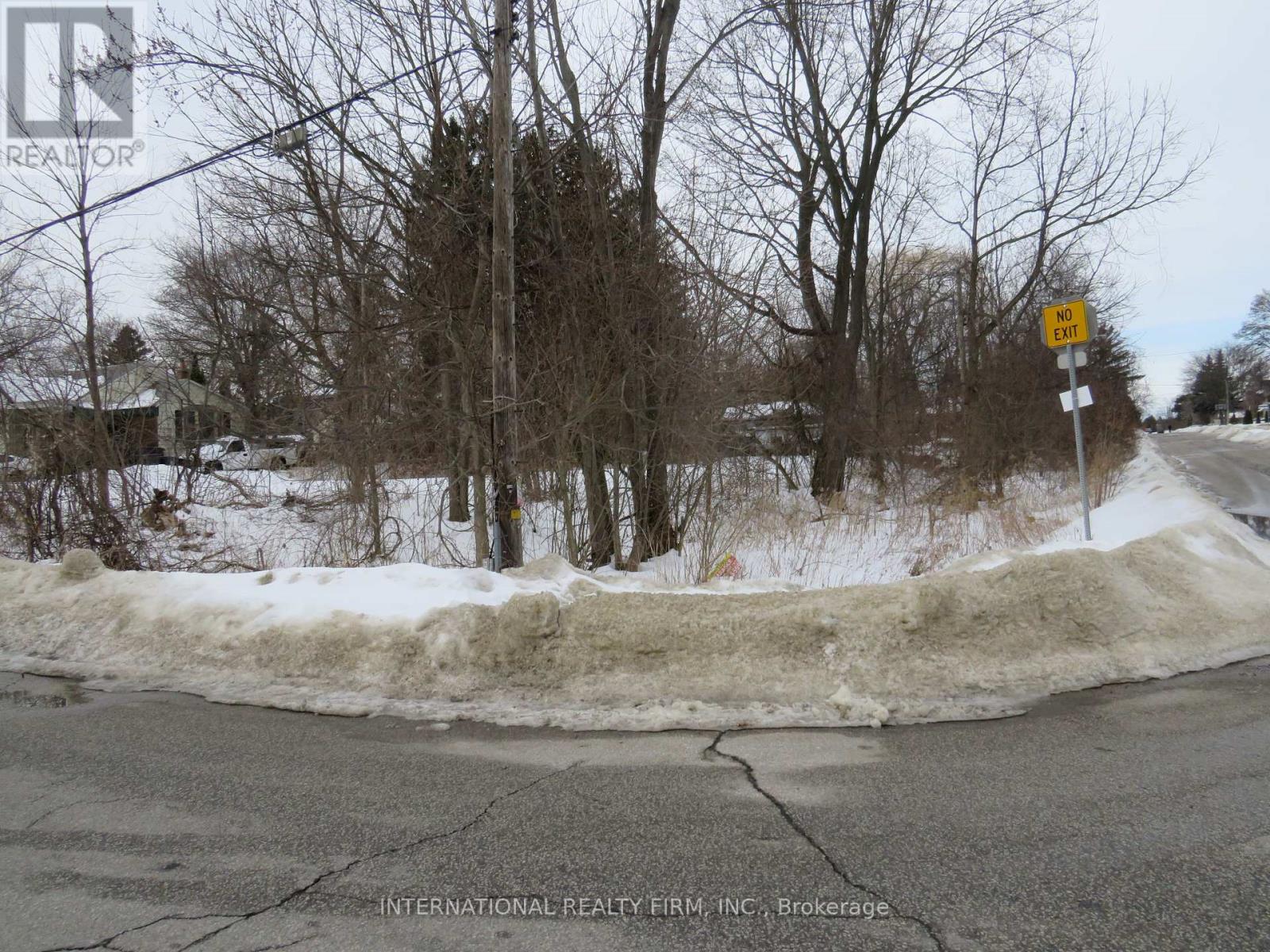 98 Euclid Avenue, Toronto, Ontario  M6J 2J9 - Photo 3 - E11991308