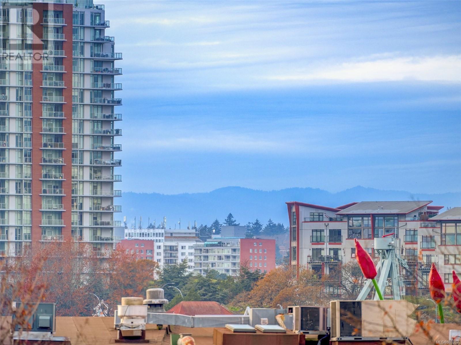 Property at 201 599 Pandora Ave image 3