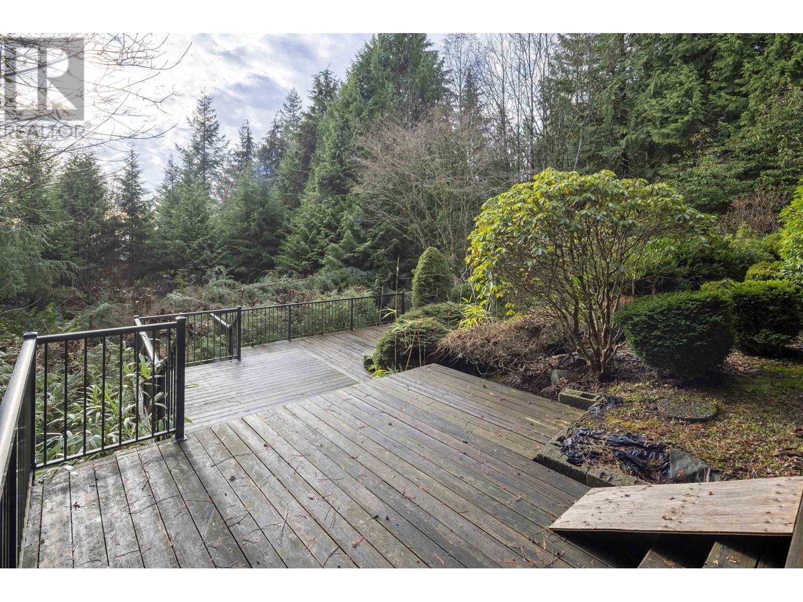 1130 Groveland Court, West Vancouver, British Columbia  V7S 1Z6 - Photo 33 - R2971260