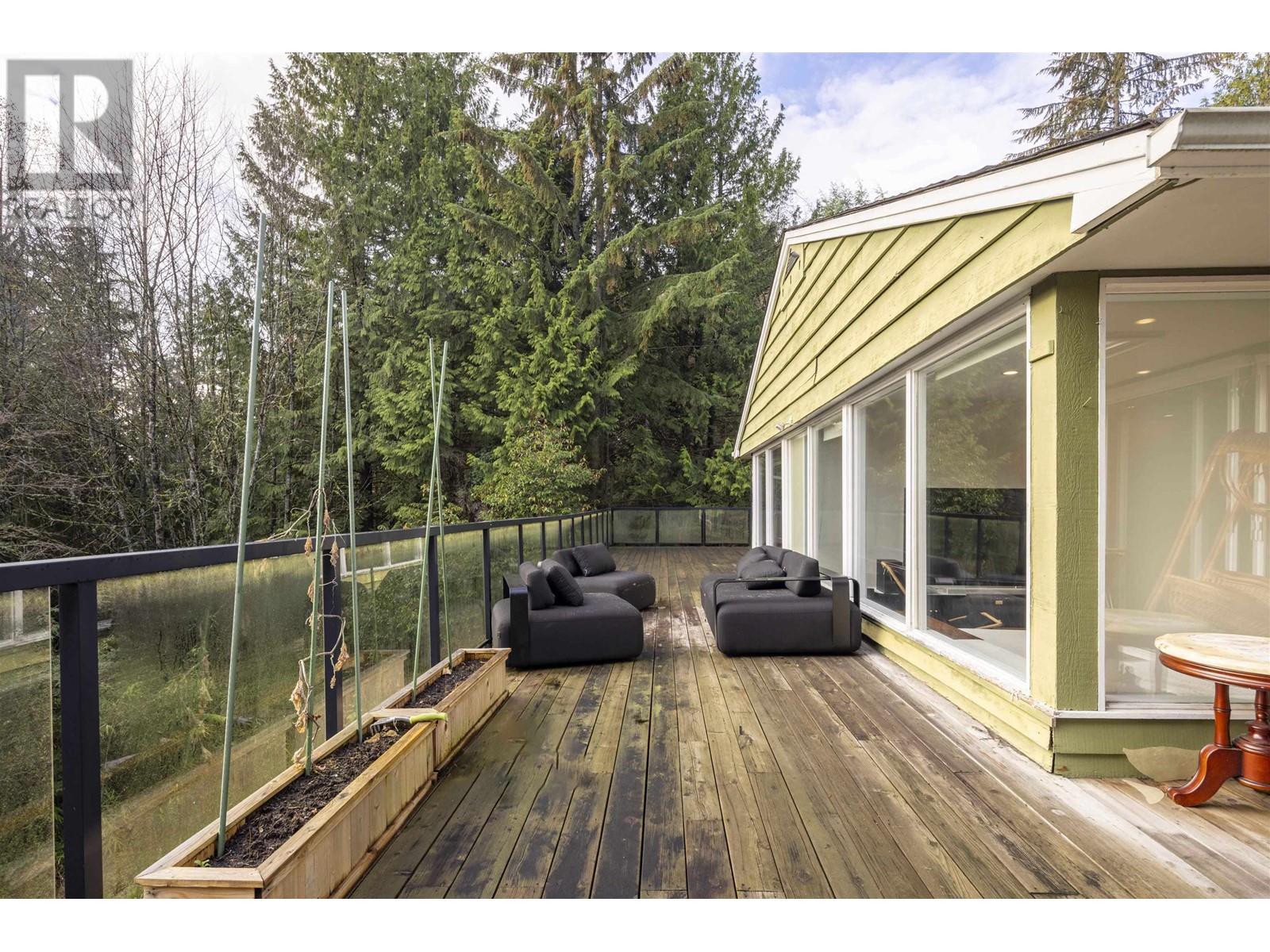 1130 Groveland Court, West Vancouver, British Columbia  V7S 1Z6 - Photo 32 - R2971260