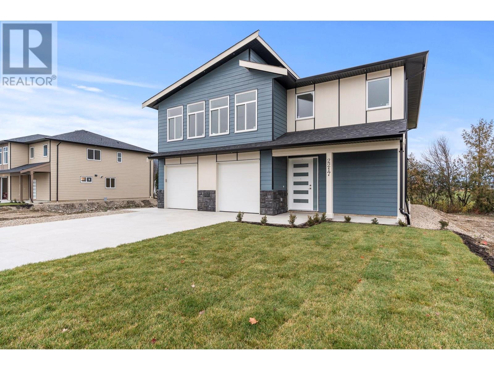 2217 Heitman Street, Enderby, British Columbia  V0E 1V2 - Photo 46 - 10335723