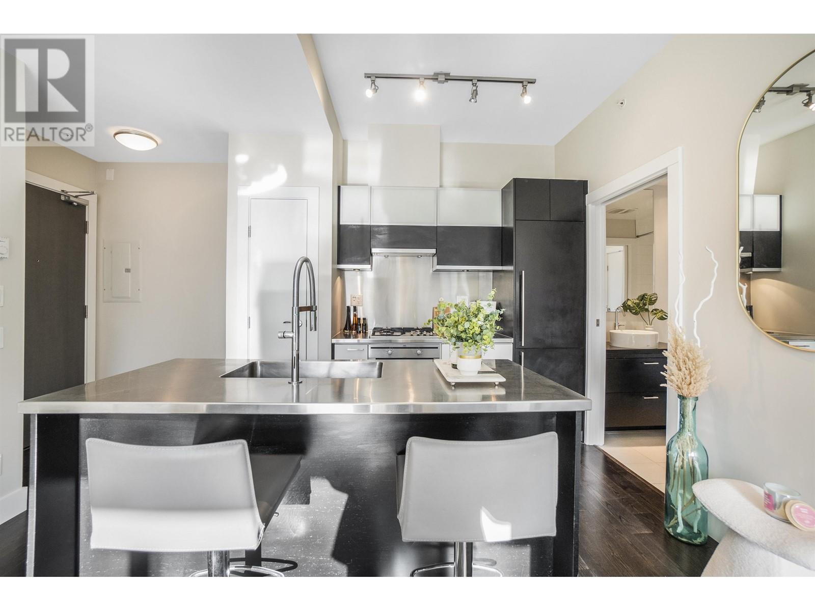 Listing Picture 5 of 19 : 206 535 SMITHE STREET, Vancouver / 溫哥華 - 魯藝地產 Yvonne Lu Group - MLS Medallion Club Member