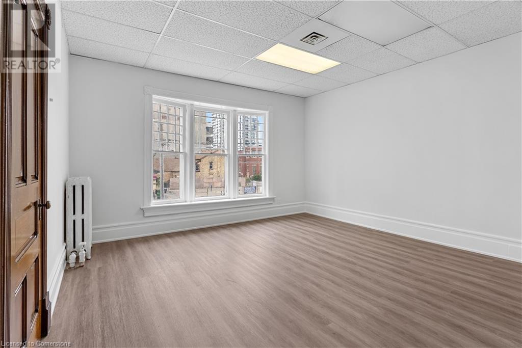18 WEBER Street W Unit# office 4, Kitchener, Ontario