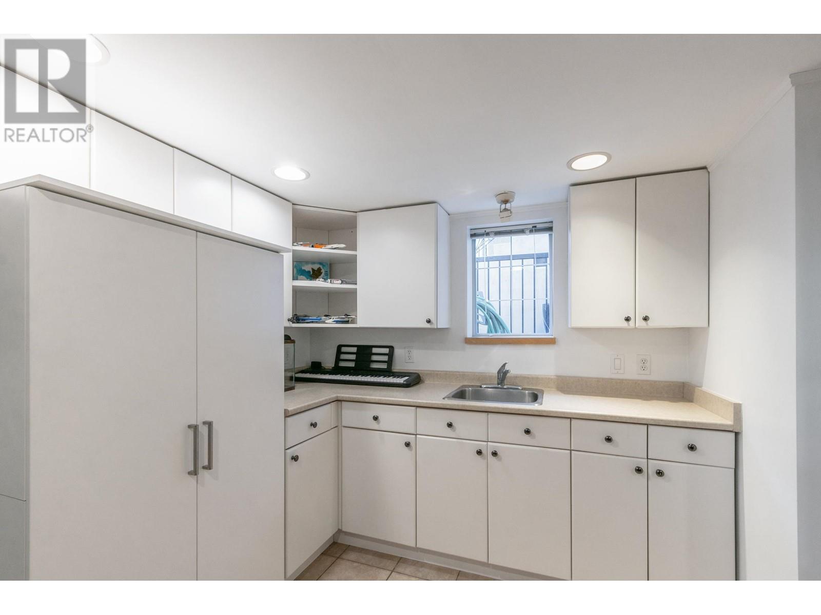 Listing Picture 22 of 34 : 5023 WINDSOR STREET, Vancouver / 溫哥華 - 魯藝地產 Yvonne Lu Group - MLS Medallion Club Member