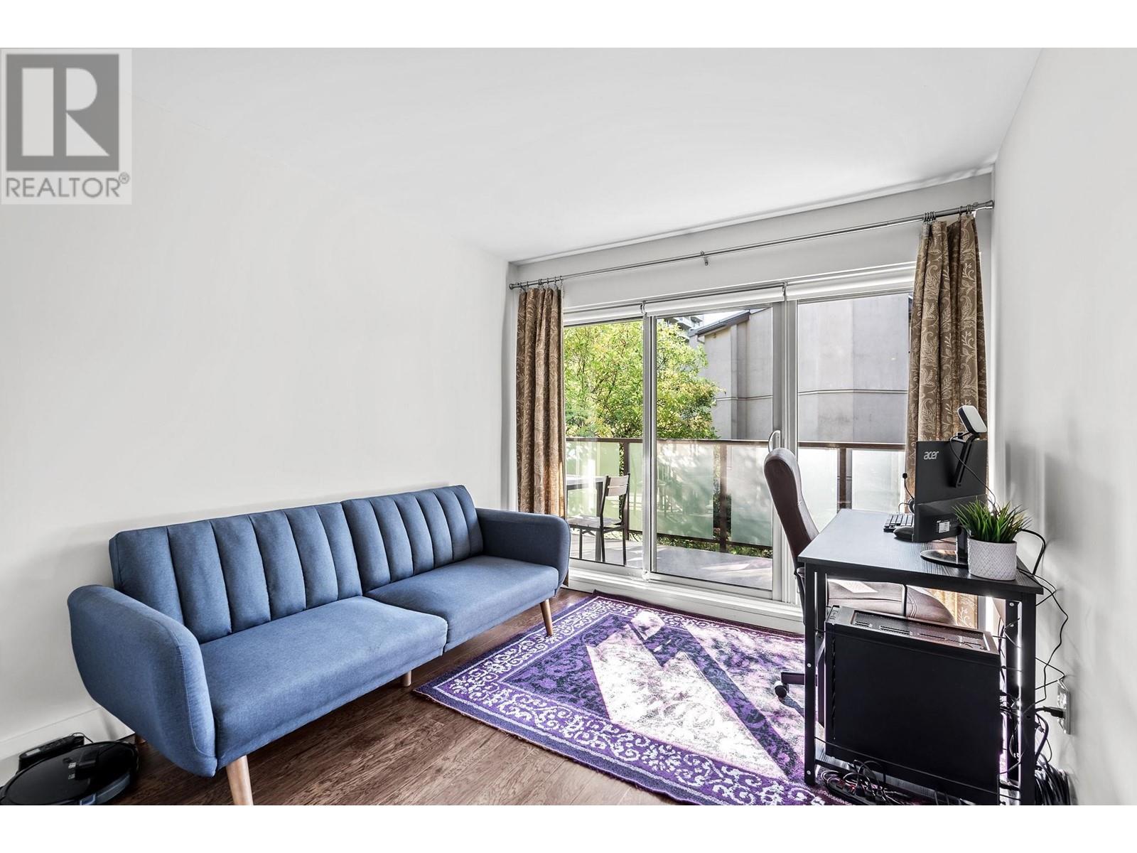 Listing Picture 21 of 27 : 205 4373 HALIFAX STREET, Burnaby / 本拿比 - 魯藝地產 Yvonne Lu Group - MLS Medallion Club Member