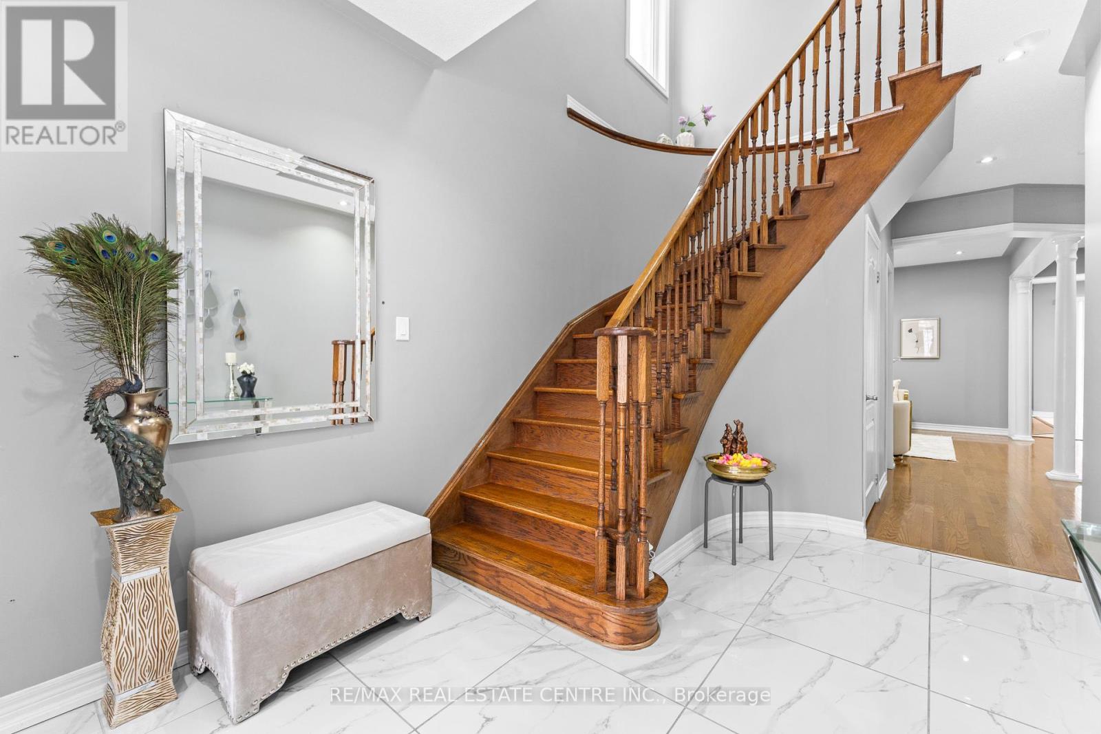 Property at 74 SKYVALLEY DRIVE image 4