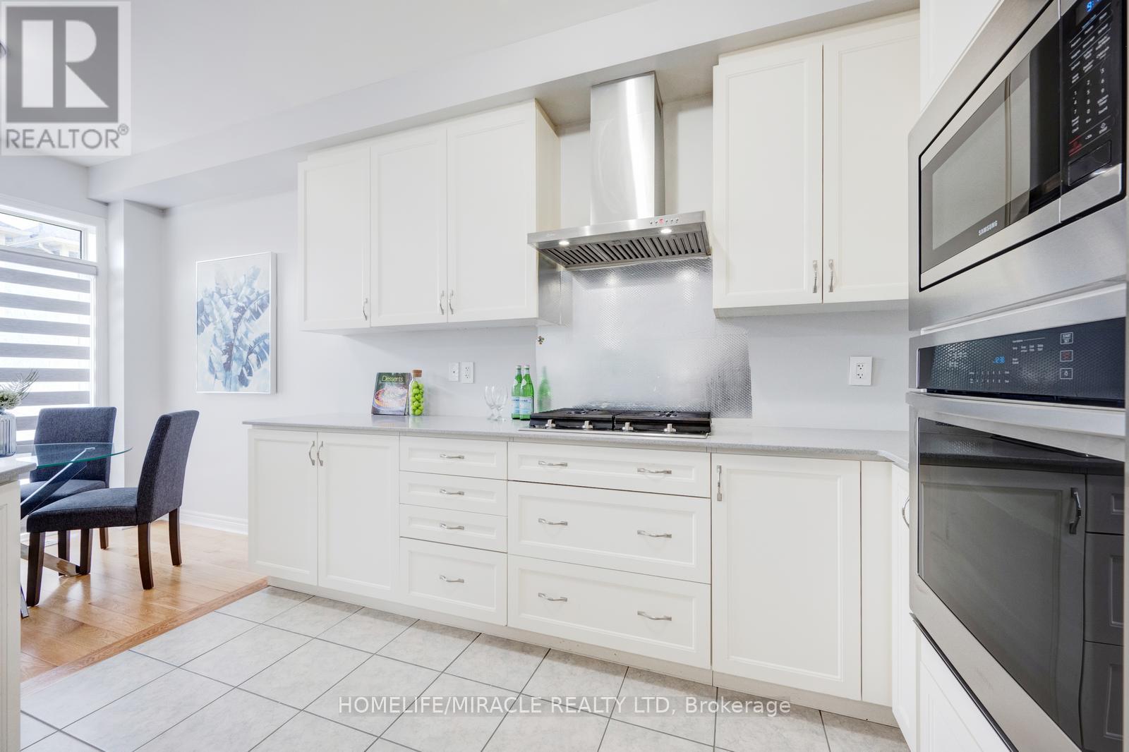 44 Matterhorn Road, Brampton, Ontario  L7A 0B7 - Photo 14 - W11991403